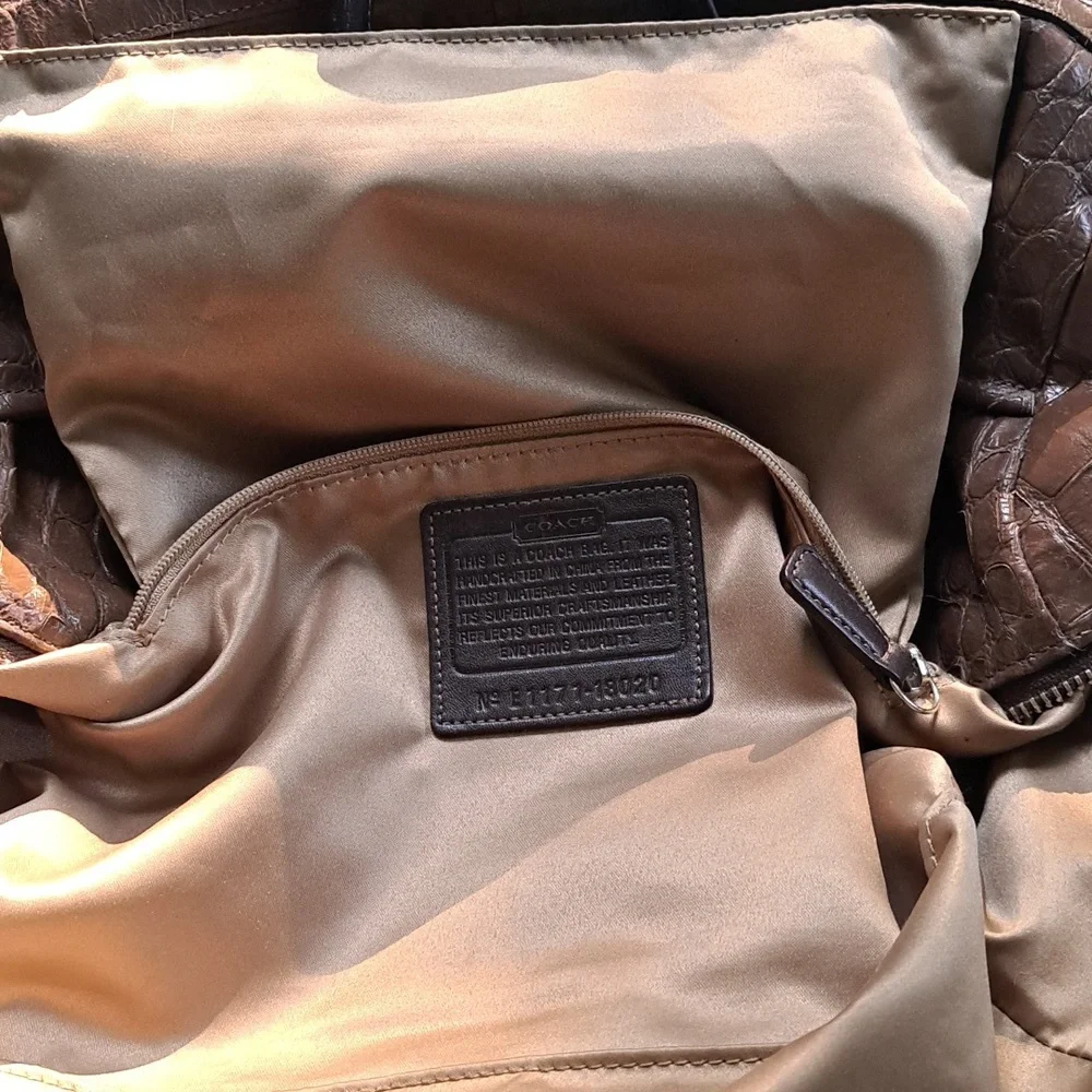 Coach Crocodile Embossed Chelsea Satchel /Crossbody Great Condition - Picture 8 of 14